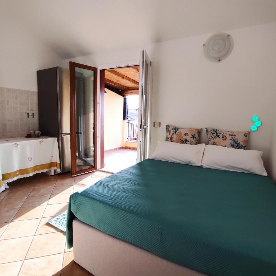 Vista Mare Olbia Bed & Breakfast Exterior photo